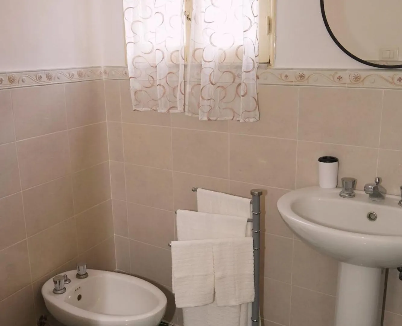 Apartment With Terrace In The City Centre Of Zafferana Etnea