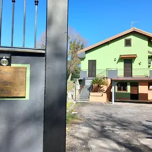  Holiday home Etna Green House